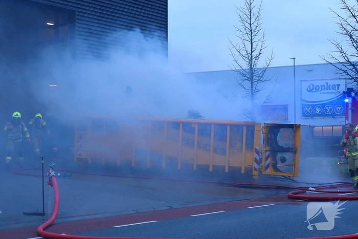 Flinke brand bij isolatiebedrijf