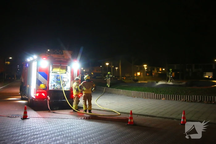 Brandweer blust kerstbomen