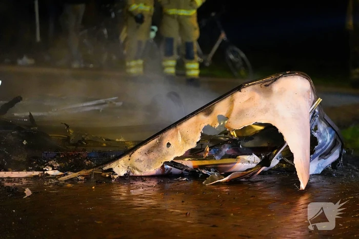 Vouwwagen uitgebrand tijdens feest