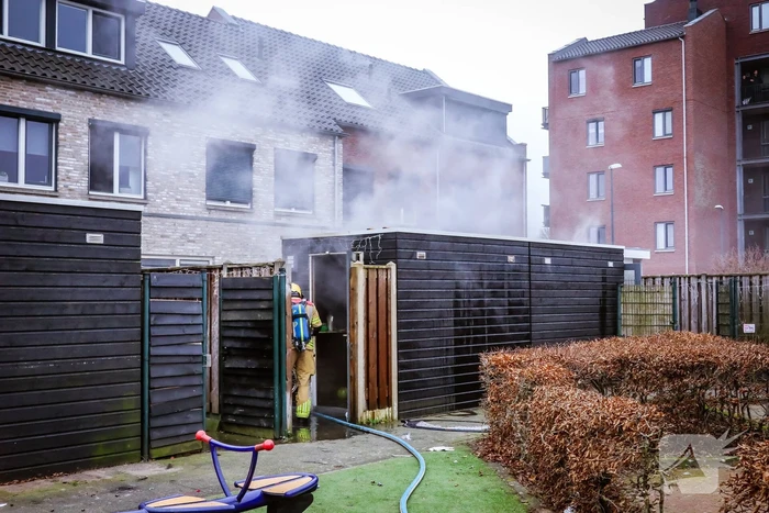 Uitslaande brand in schuur