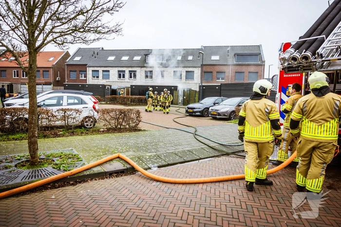 Uitslaande brand in schuur