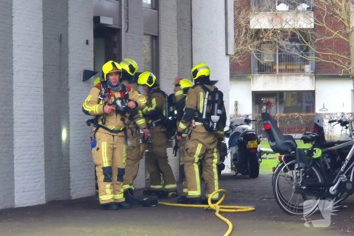 Zeer grote brand in woongebouw