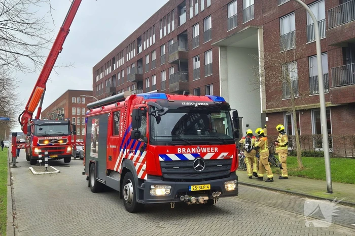 Zeer grote brand in woongebouw