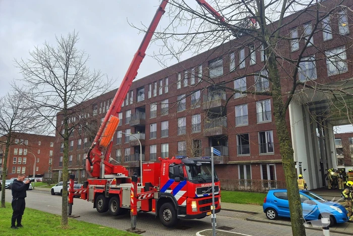 Zeer grote brand in woongebouw