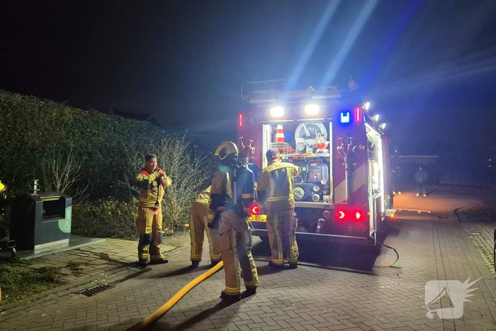 Veel rookontwikkeling bij brand in ondergrondse container
