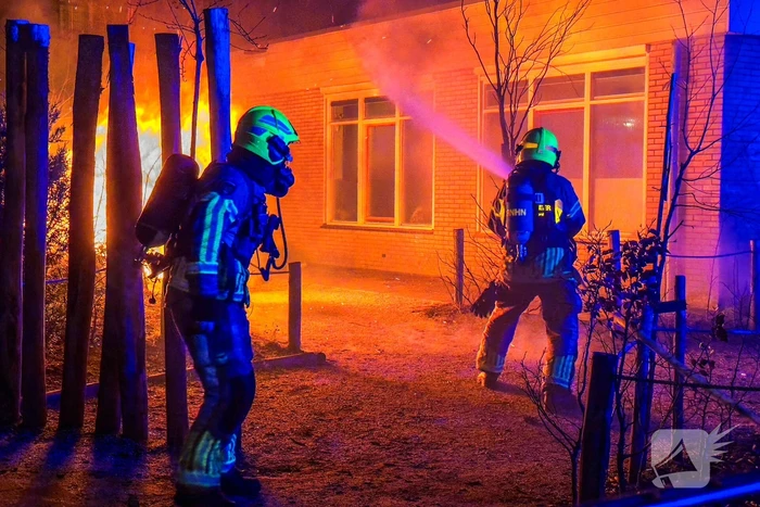 Speeltoestel volledig verwoest door brand