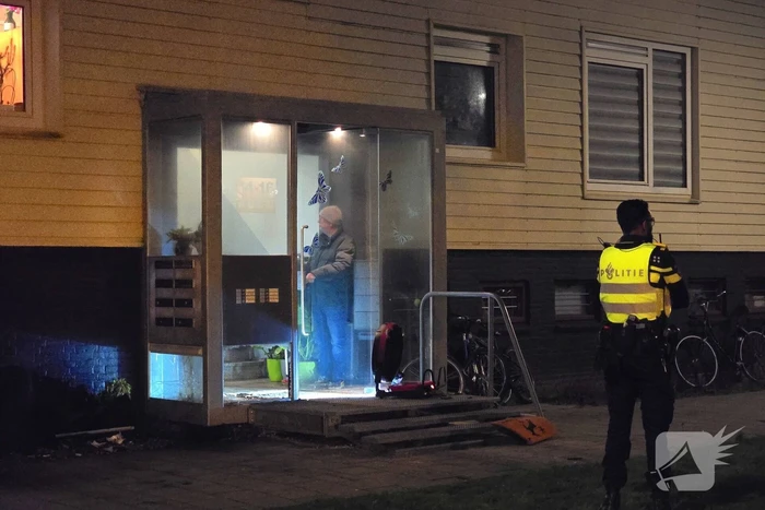 Veel Schade in appartementen gebouw na afsteken van vuurwerk