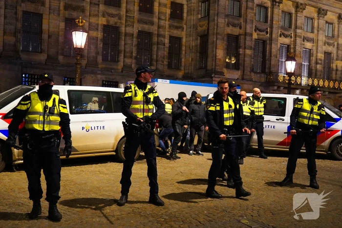 Massale politie-inzet wegens enorme drukte