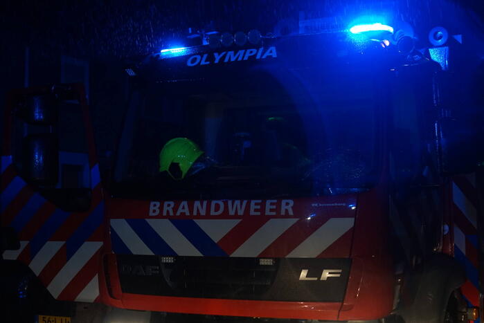 Brandweer controleert woning op brand