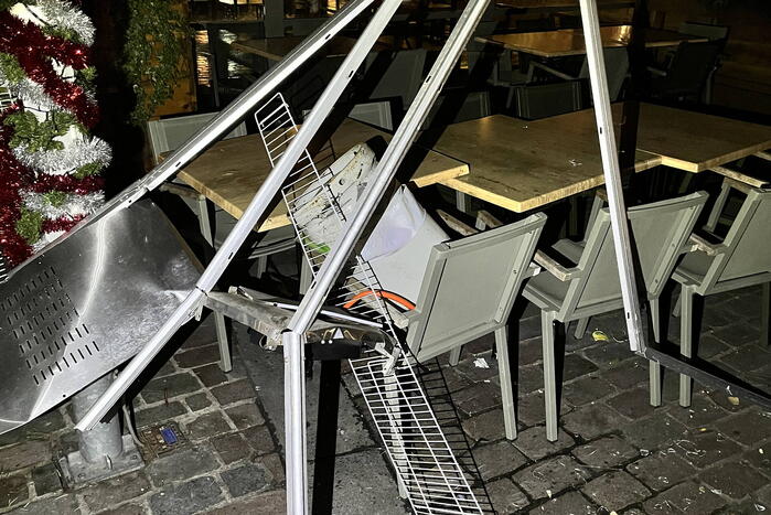 Grote politie-inzet na vernielingen en overlast in binnenstad