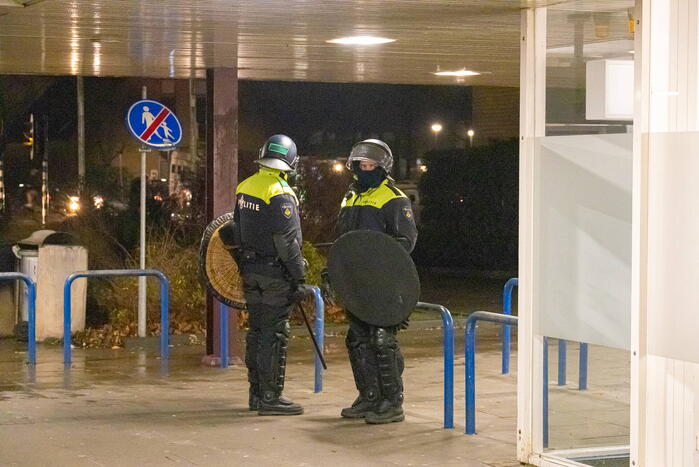 Mobiele Eenheid ingezet na ongeregeldheden