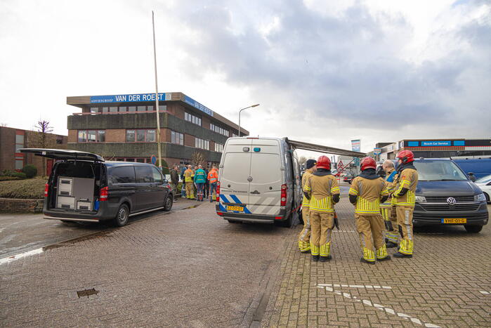 Explosief aangetroffen bij bedrijfspand
