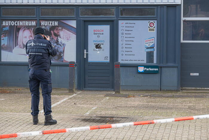 Explosief aangetroffen bij bedrijfspand