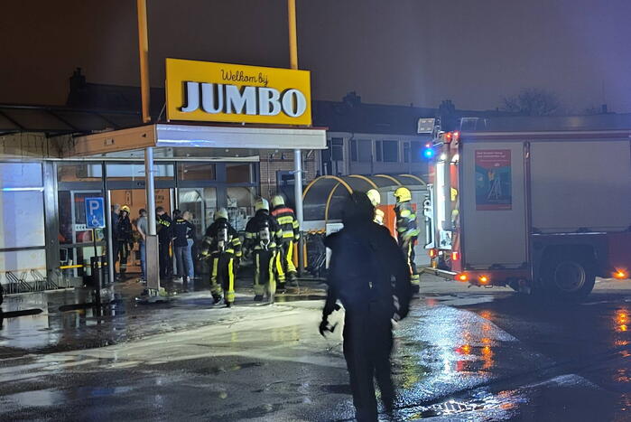 Supermarkt ontruimd door brand in meterkast