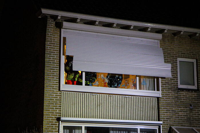 Rolluik van woning los door storm