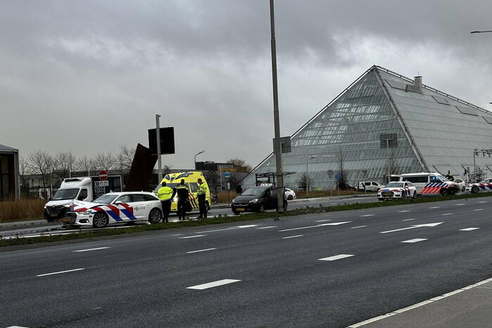 Politievoertuig betrokken bij ongeval tijdens achtervolging