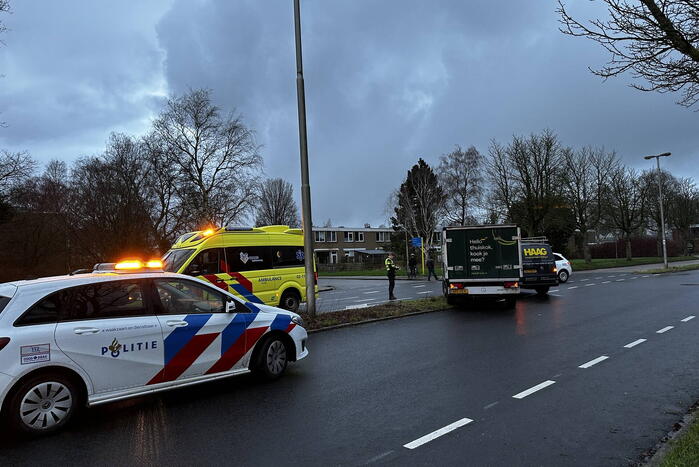 Twee bedrijfsbussen op elkaar geklapt