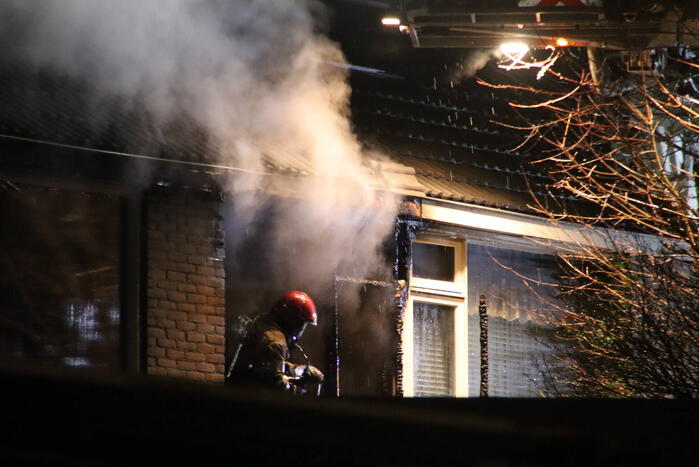 Persoon gewond bij brand in slaapkamer