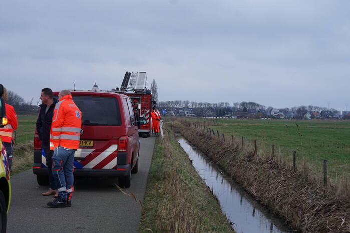 Zoekactie nadat scooter wordt aangetroffen in het water