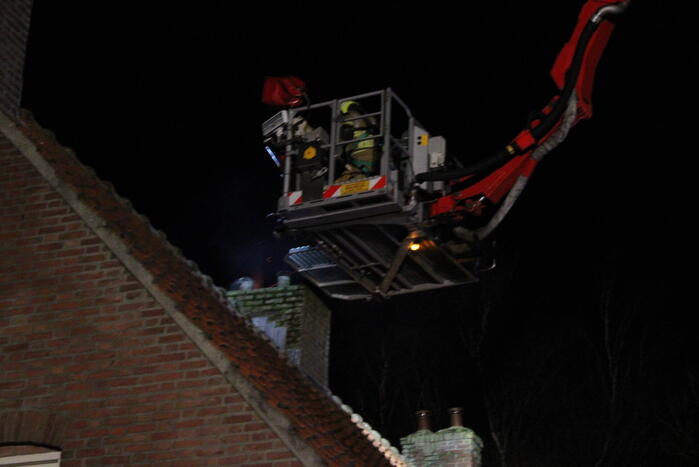 Brandweer ingezet voor een brand in schoorsteen