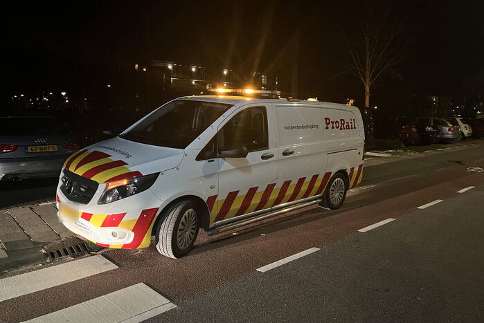 Lekkende gasleiding onder spoor vat vlam