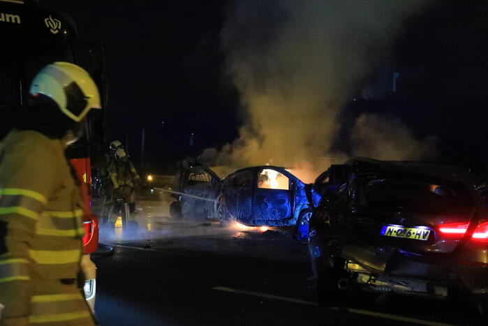 Brand na ernstig ongeval op snelweg