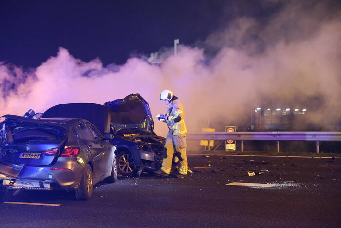 Brand na ernstig ongeval op snelweg