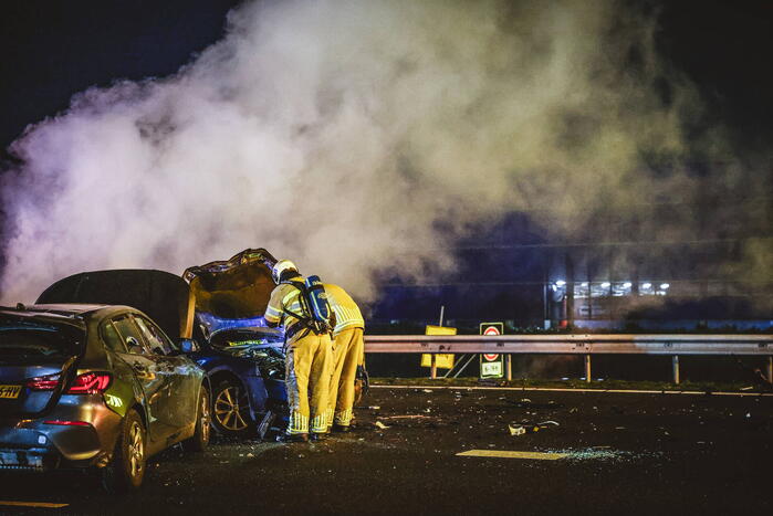 Brand na ernstig ongeval op snelweg