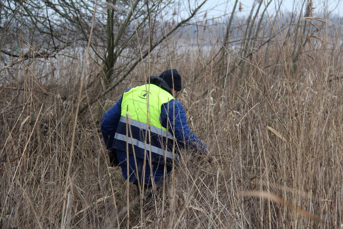 Meer dan duizend mensen zoeken naar vermiste Yoran