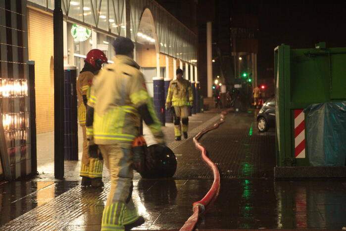 Hevige rookontwikkeling bij grote brand