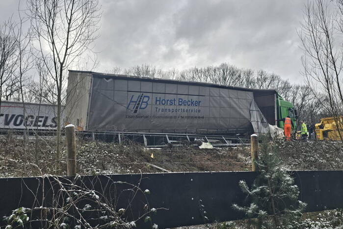 Meerdere voertuigen betrokken bij ongeval door gladheid