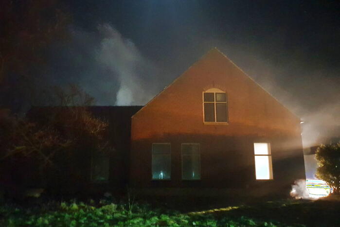 Flinke rookontwikkeling bij brand in woning