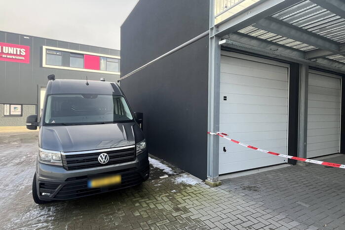 Onderzoek naar aantreffen overleden persoon