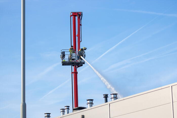 NL-alert voor grote brand in bedrijfspand