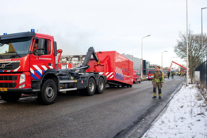 NL-alert voor grote brand in bedrijfspand