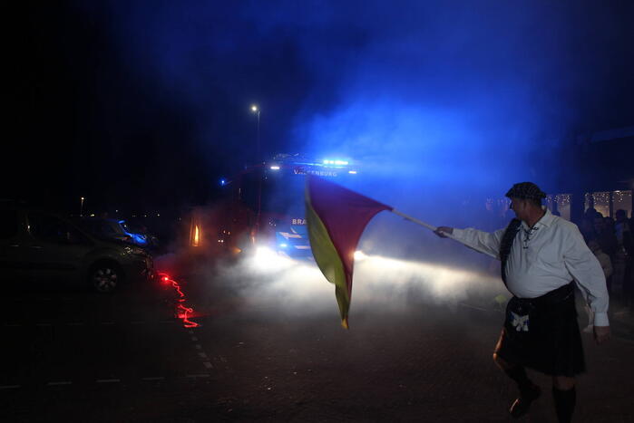 Officiële overdracht van nieuwe tankautospuit