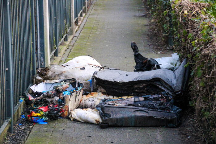 Kortsluiting veroorzaakt felle brand in schuur