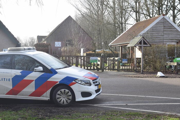 Peuter per traumaheli naar ziekenhuis na te water raking