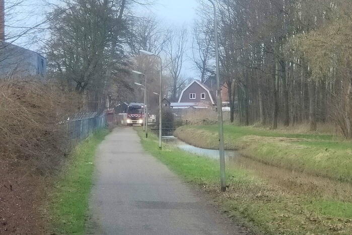 Brand in rietkraag snel onder controle