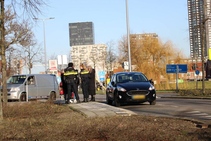 Scootmobiel aangereden door bestelbus