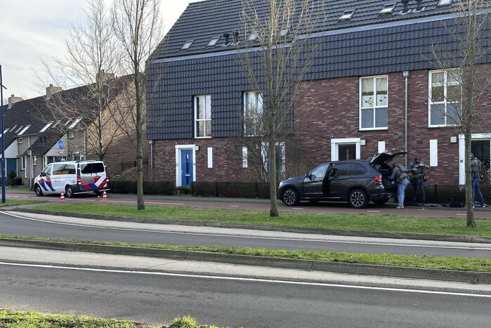 Politie sluit wijk af voor persoon met onbegrepen gedrag