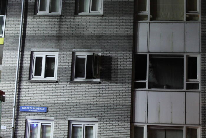 Persoon overleden bij woningbrand