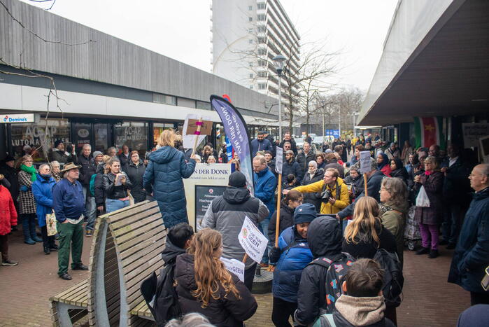 Demonstratie tegen komst coffeeshop