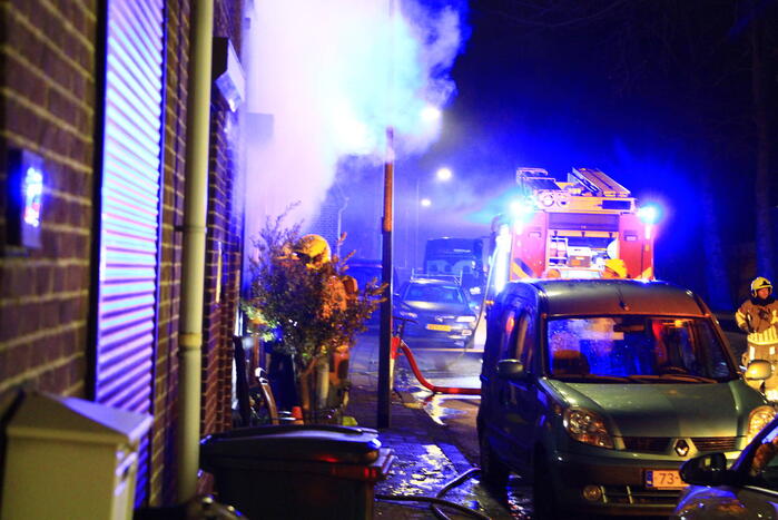 Woningen ontruimd door uitslaande brand