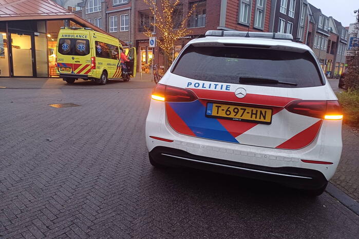 Wielrenner gewond bij botsing met bestelbus