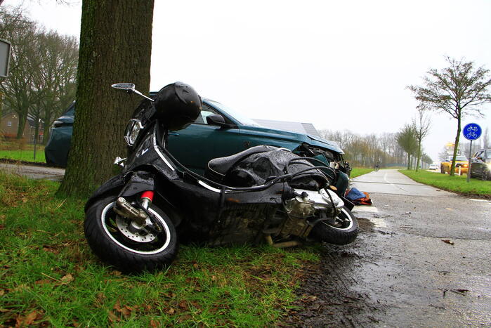 Flinke schade bij ongeval met scooter