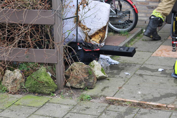 Woningbrand door kortsluiting in batterij
