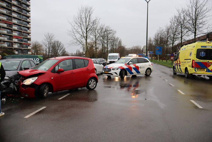 Schade na aanrijding op kruising