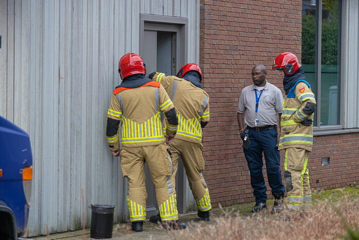 Geldloper vast in deur