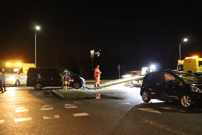 Flinke schade na botsing op kruising